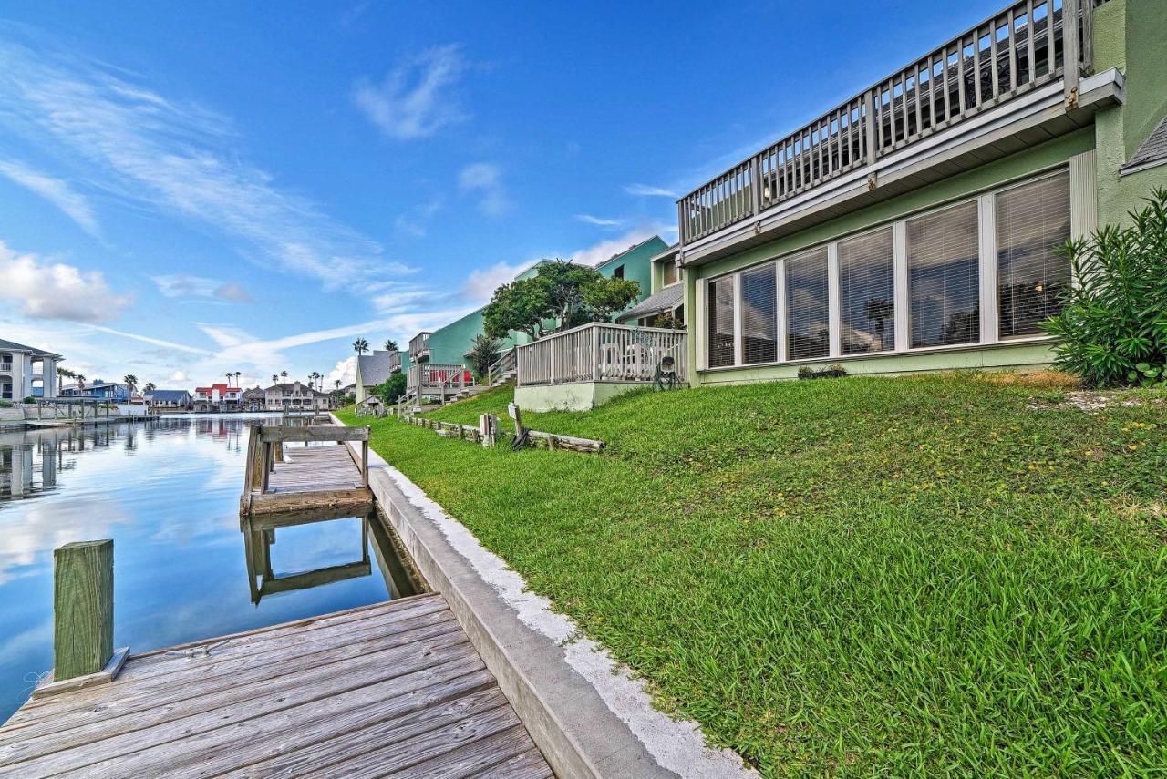 Breezy Corpus Christi Condo With Deck And Fishing Dock Kültér fotó