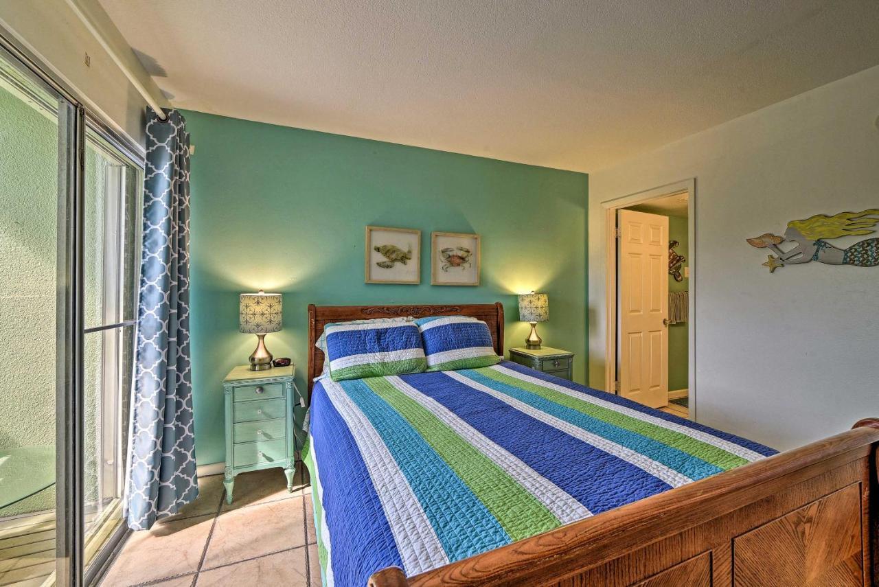Breezy Corpus Christi Condo With Deck And Fishing Dock Kültér fotó