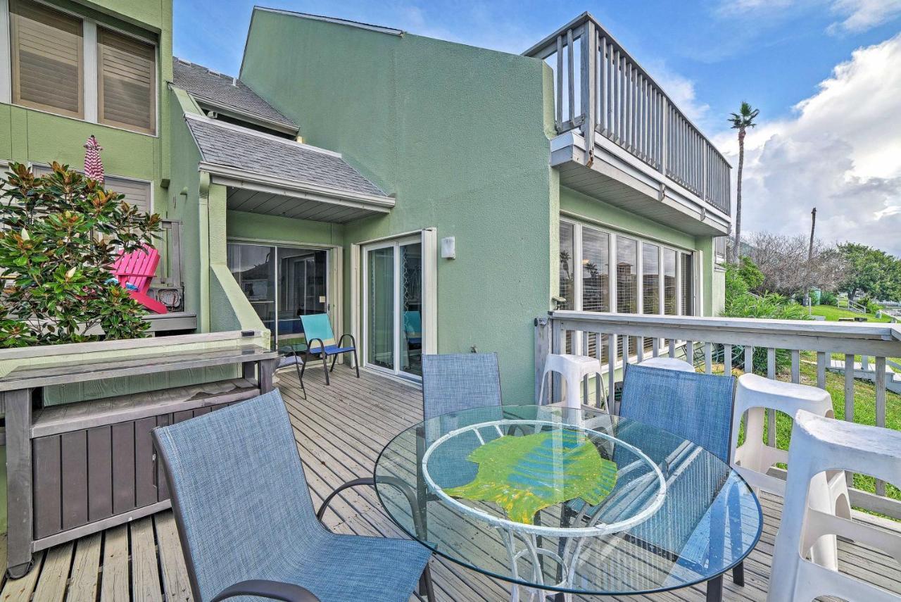 Breezy Corpus Christi Condo With Deck And Fishing Dock Kültér fotó