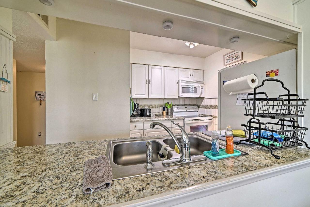 Breezy Corpus Christi Condo With Deck And Fishing Dock Kültér fotó